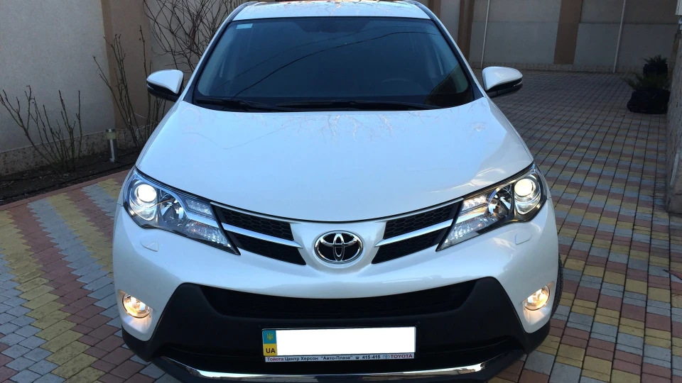 Toyota RAV4 Lounge D-4D 5