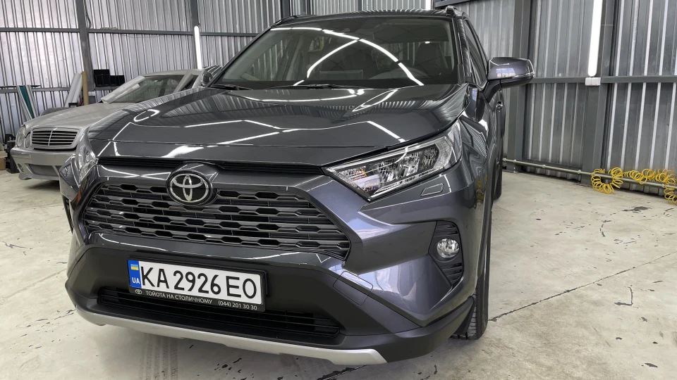 Toyota RAV4 LOUNGE