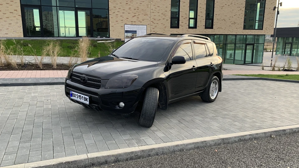 Toyota RAV4 Мрія 2