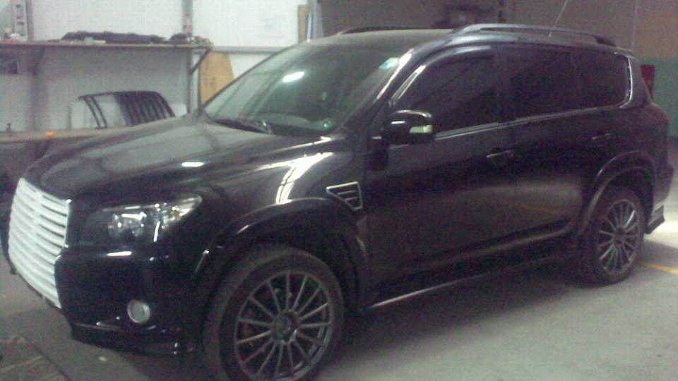 мобі-хер Toyota RAV4 3