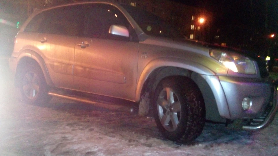 Toyota RAV4 Neybivaem 3
