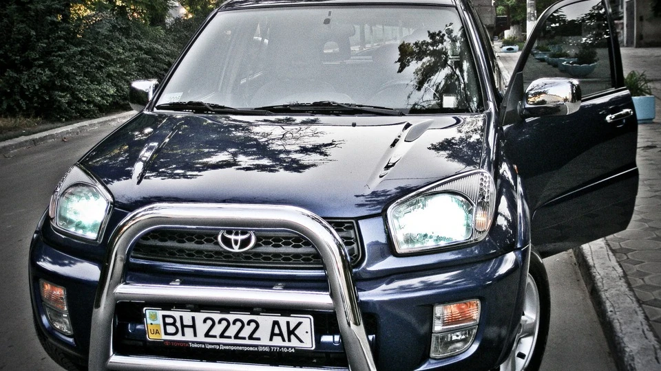 Toyota RAV4 O-777 2