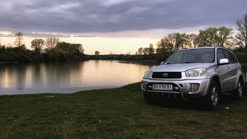 Toyota RAV4 RAV-like 2