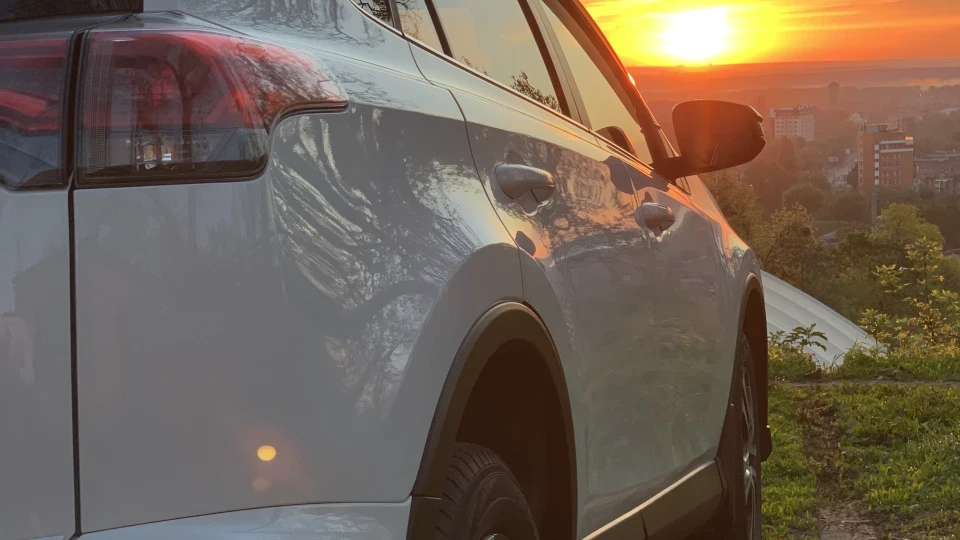Toyota RAV4 RAV4 2.5 L, Бензин/газ 4