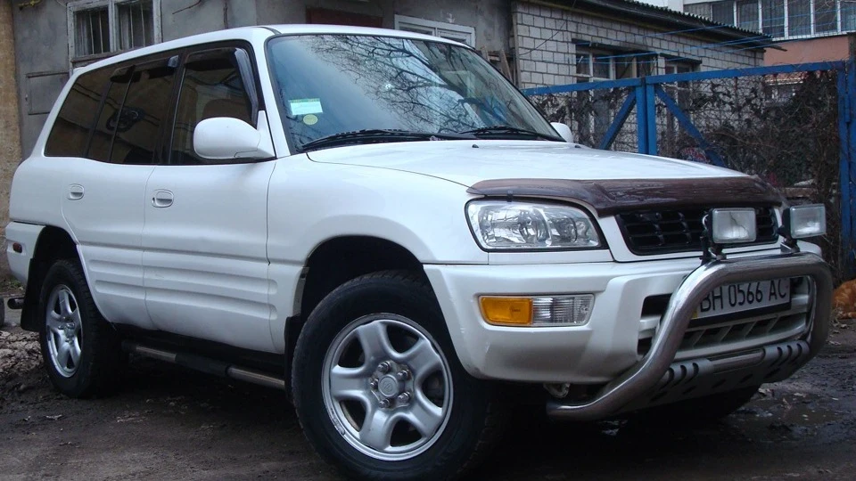 Toyota RAV4 Rav4eG 3