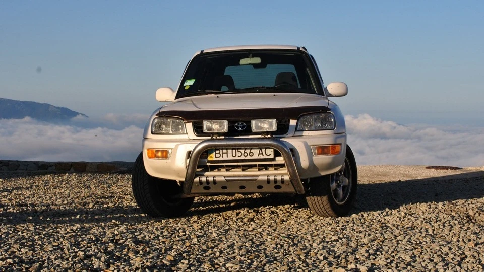 Toyota RAV4 Rav4eG 5