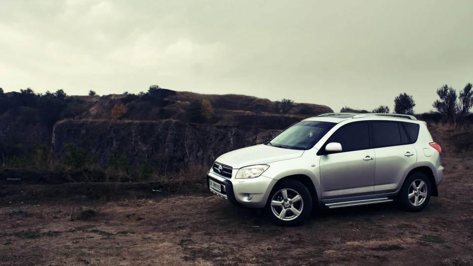 Toyota RAV4 RAVšan))) 2