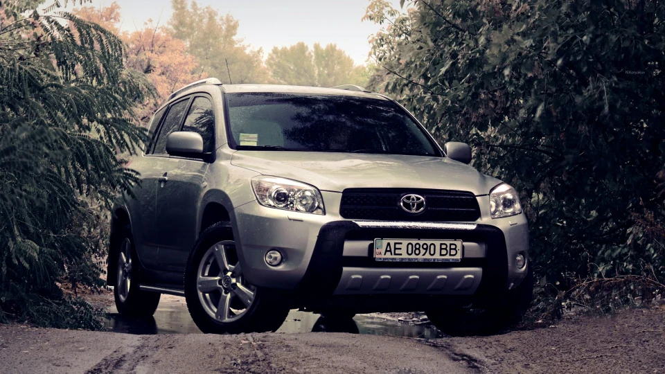 Toyota RAV4 RAVšan))) 5