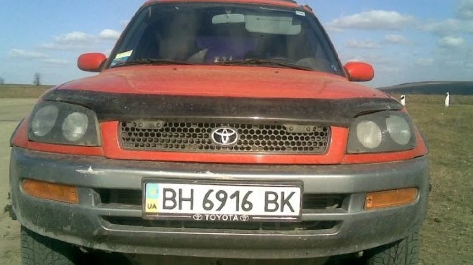 Toyota RAV4 Red Friend 2
