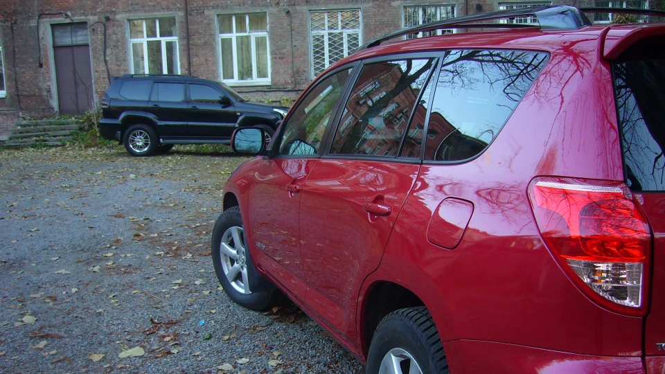 Toyota RAV4 Red Snapper 3