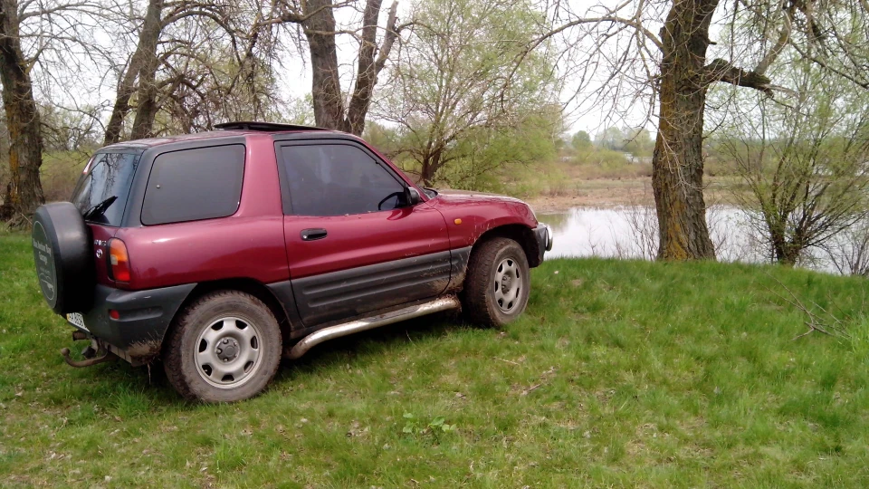 Toyota RAV4 Ряфчик 4