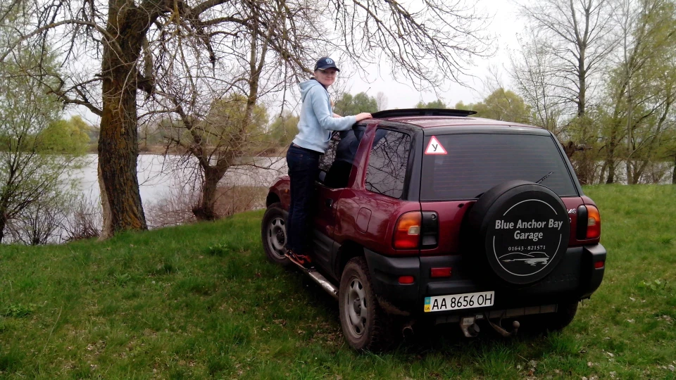 Toyota RAV4 Ряфчик 5