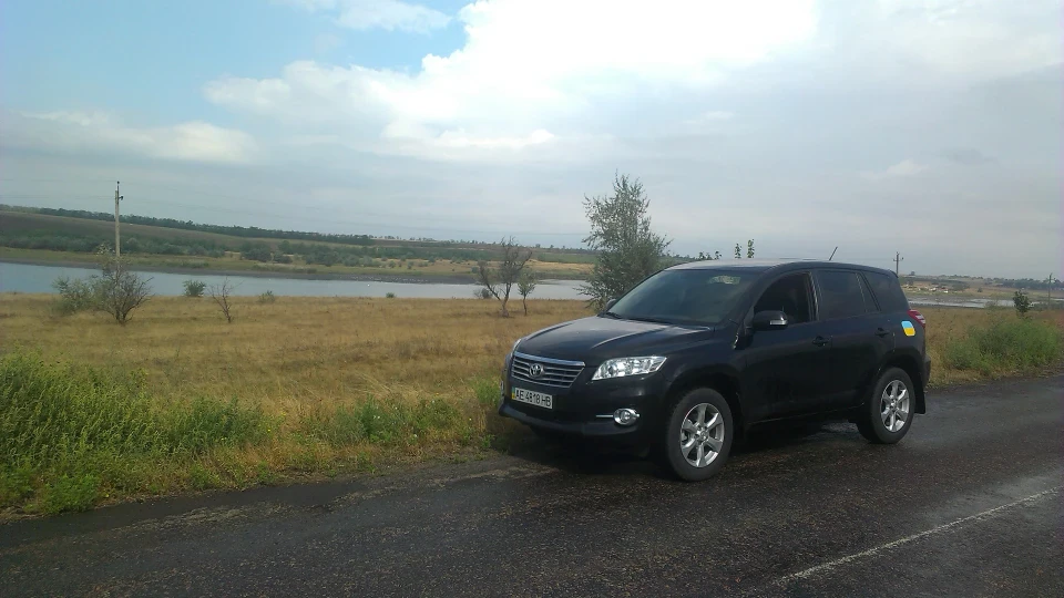 Toyota RAV4 Спритний Вжик 2