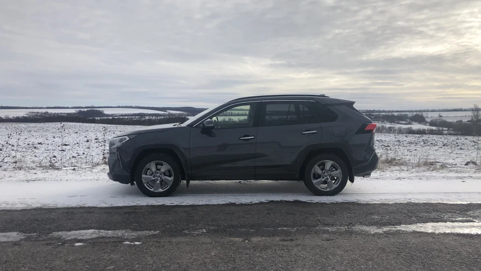 Toyota RAV4 Темно сірий 3