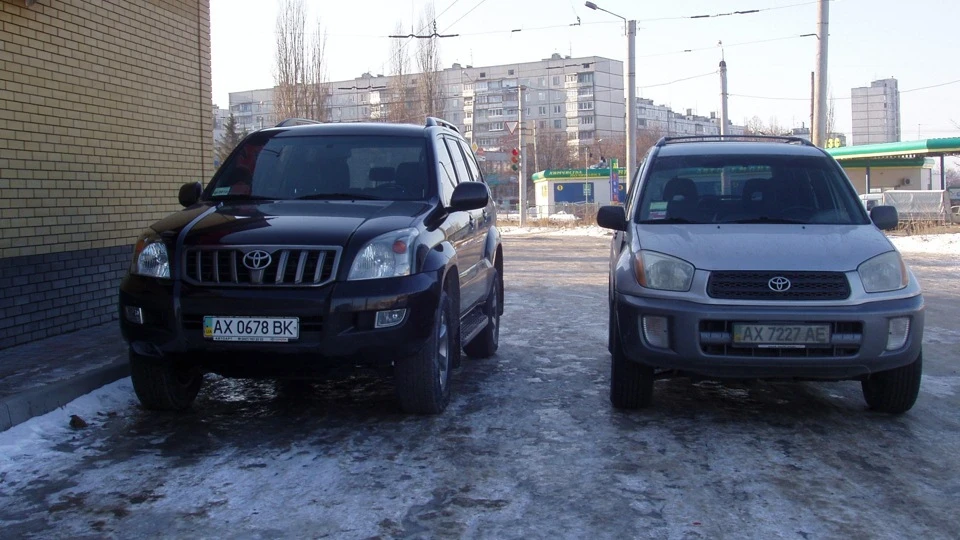 Toyota RAV4 Tractor ZT4