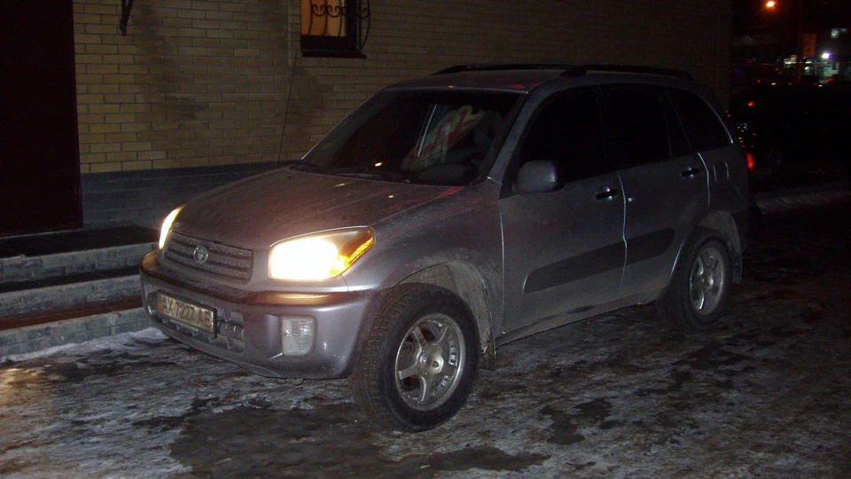 Toyota RAV4 Tractor ZT4 2