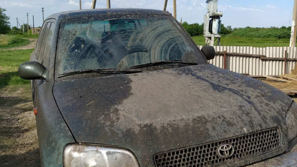 Toyota RAV4 Зелений мінікузер 4