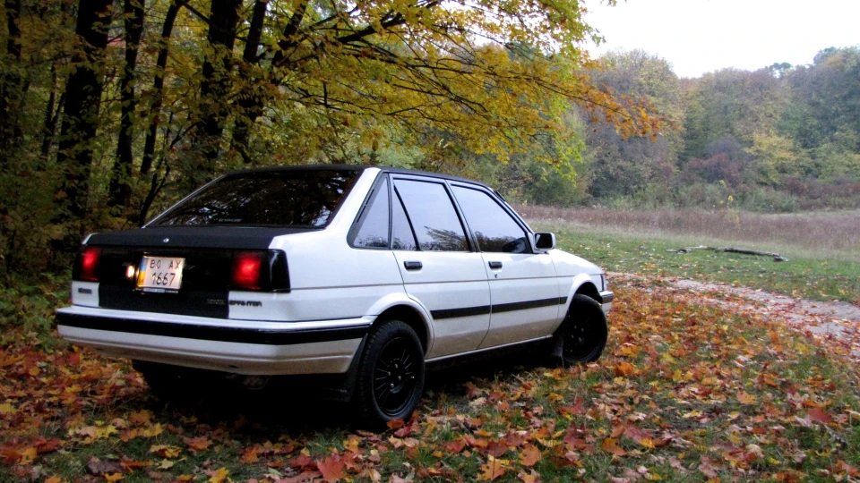 Toyota Sprinter BLACK AND WHITE 4