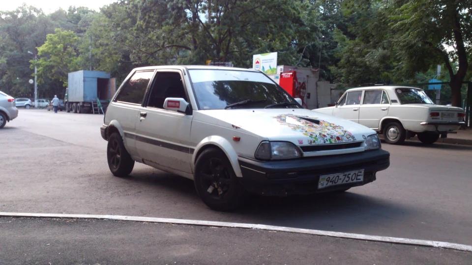 Toyota Starlet 2