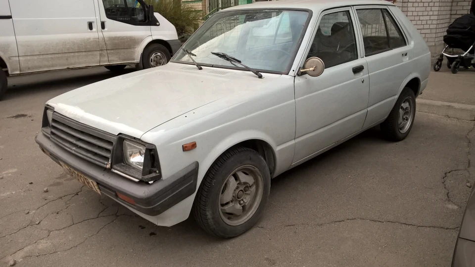 Toyota Starlet 5