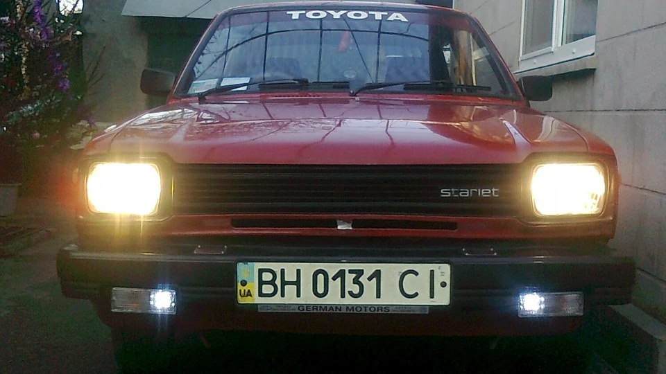 Toyota Starlet KP61 2