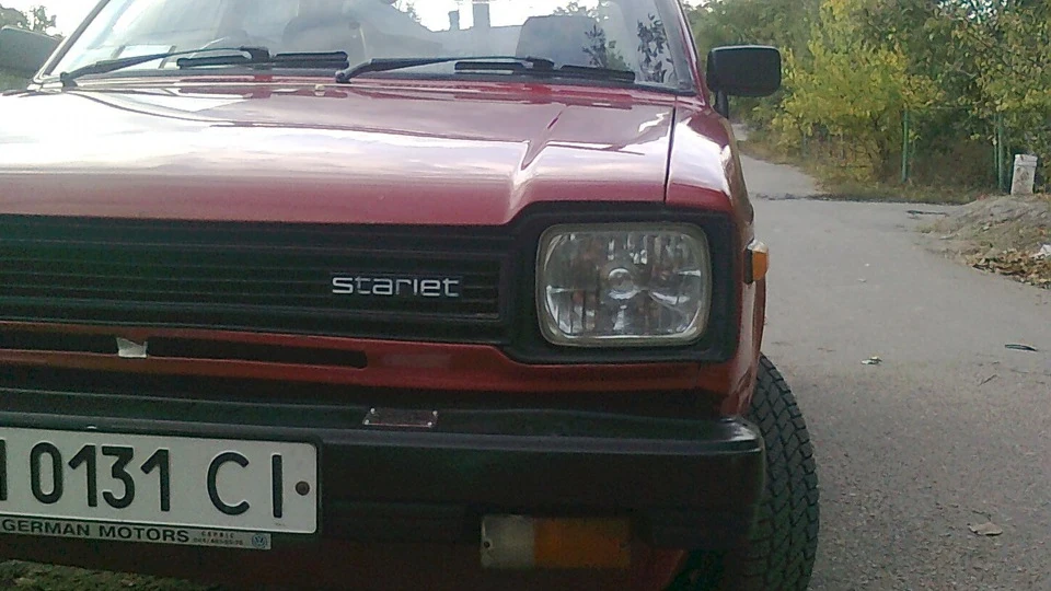 Toyota Starlet KP61 4