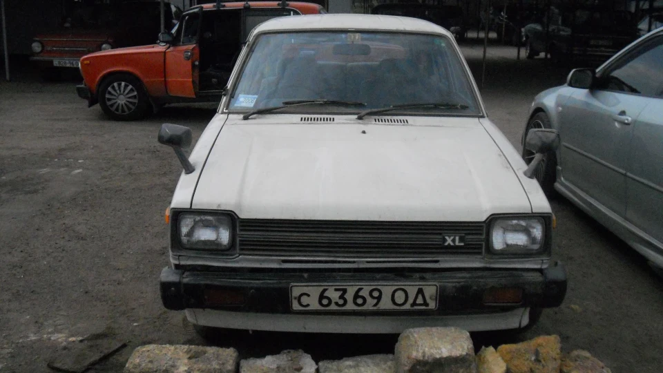 Toyota Starlet світлий 5