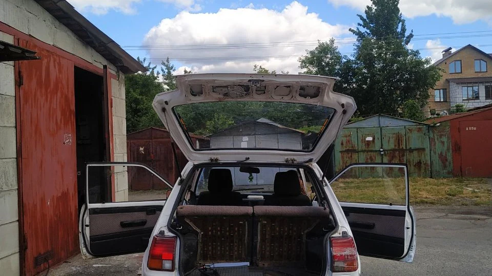 Toyota Starlet Табурет 2