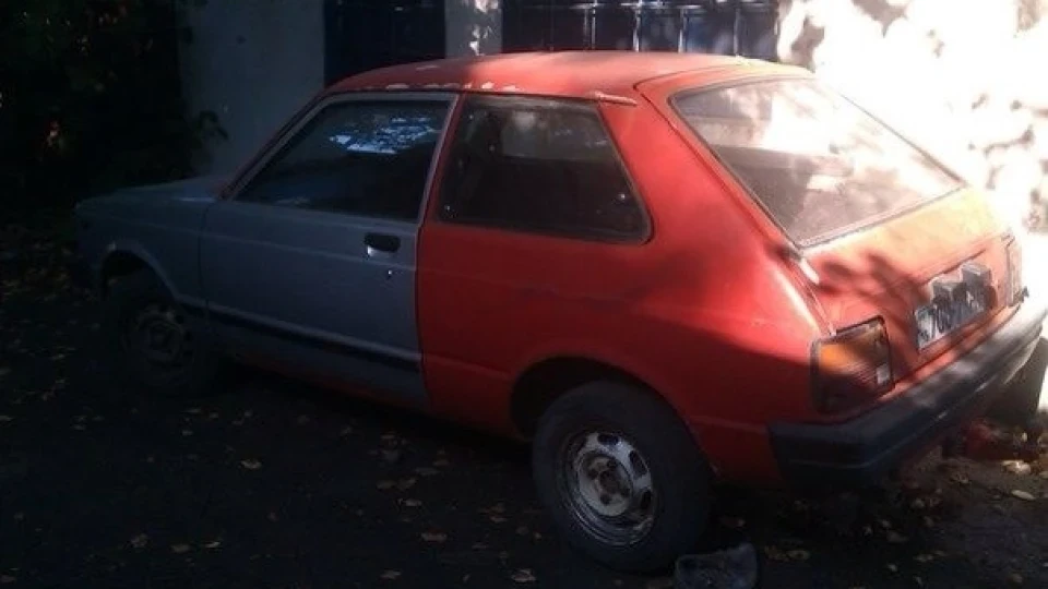Toyota Starlet ТАБУРЕТИК 2