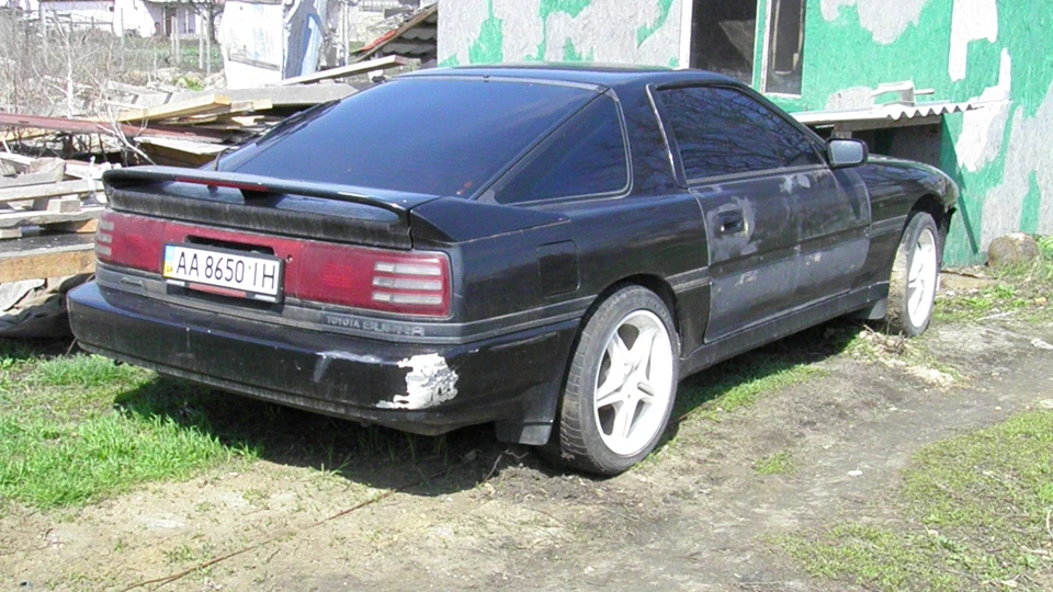 Toyota Supra 2