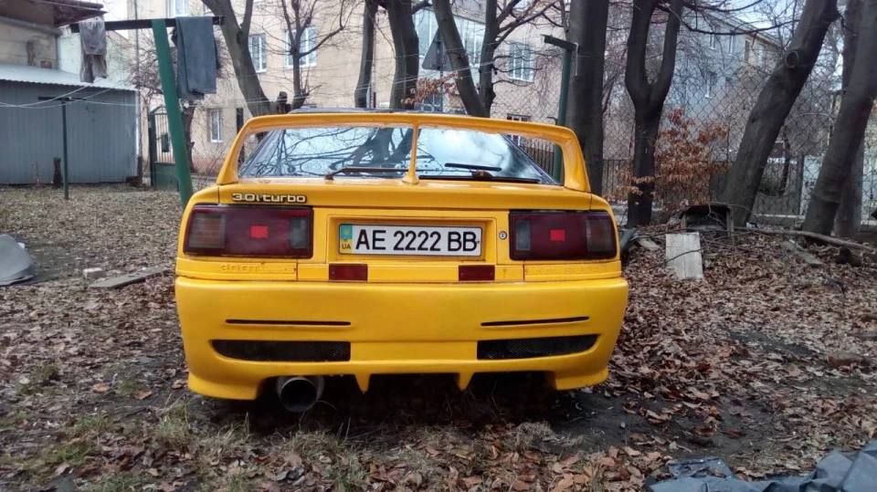 Toyota Supra 3.0 Turbo 2