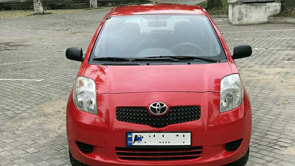 Toyota Yaris 2