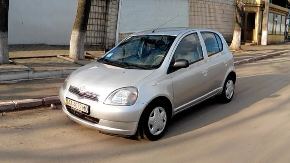 Toyota Yaris 2
