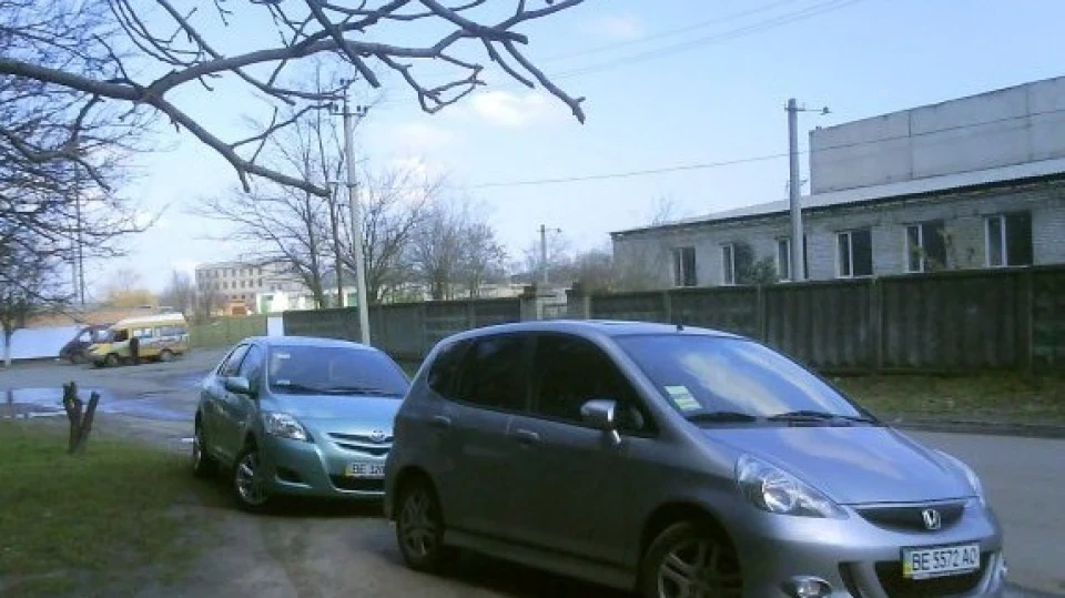 Toyota Yaris 2