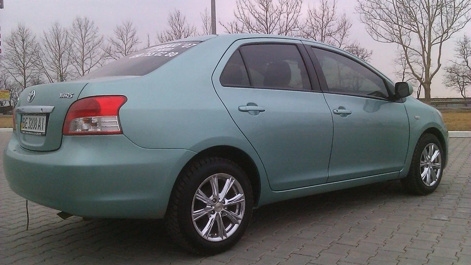 Toyota Yaris 5