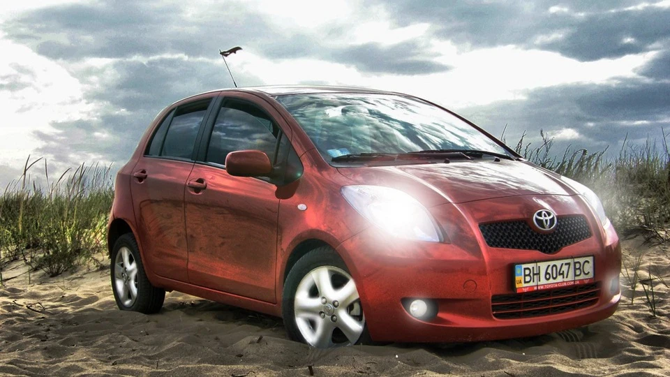 Toyota Yaris 2
