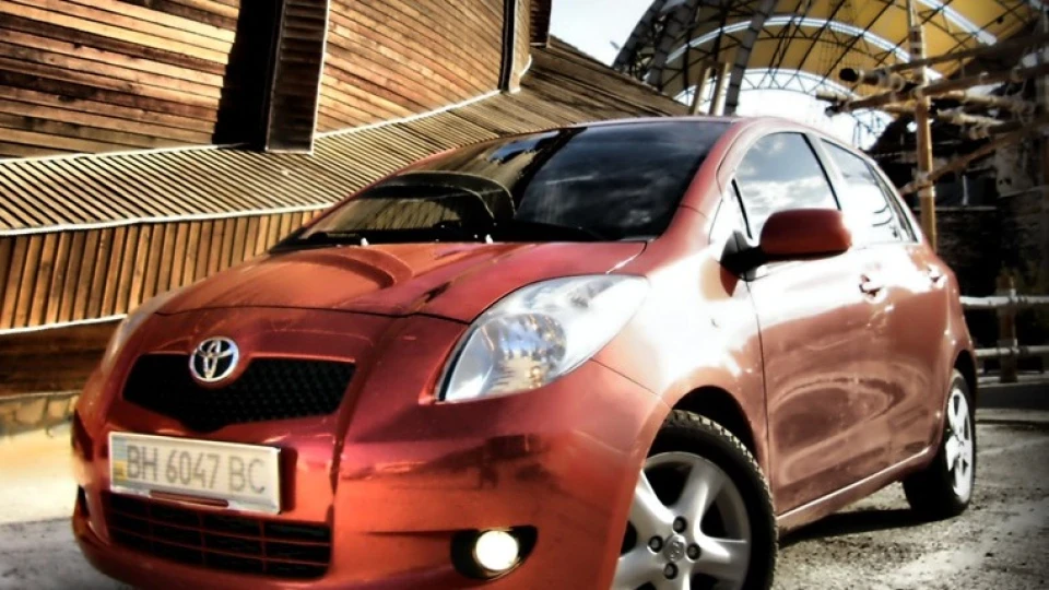 Toyota Yaris 4