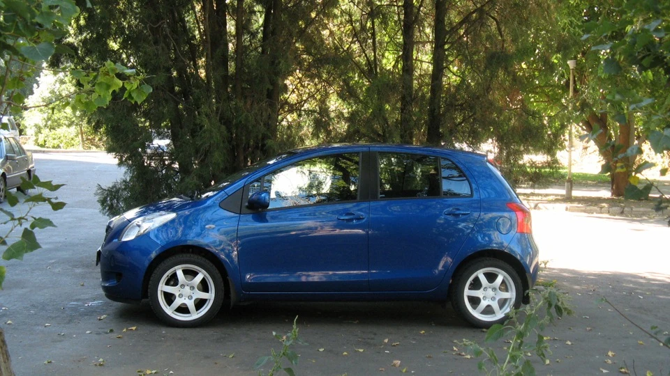 Toyota Yaris 1,3 VVT-i 4