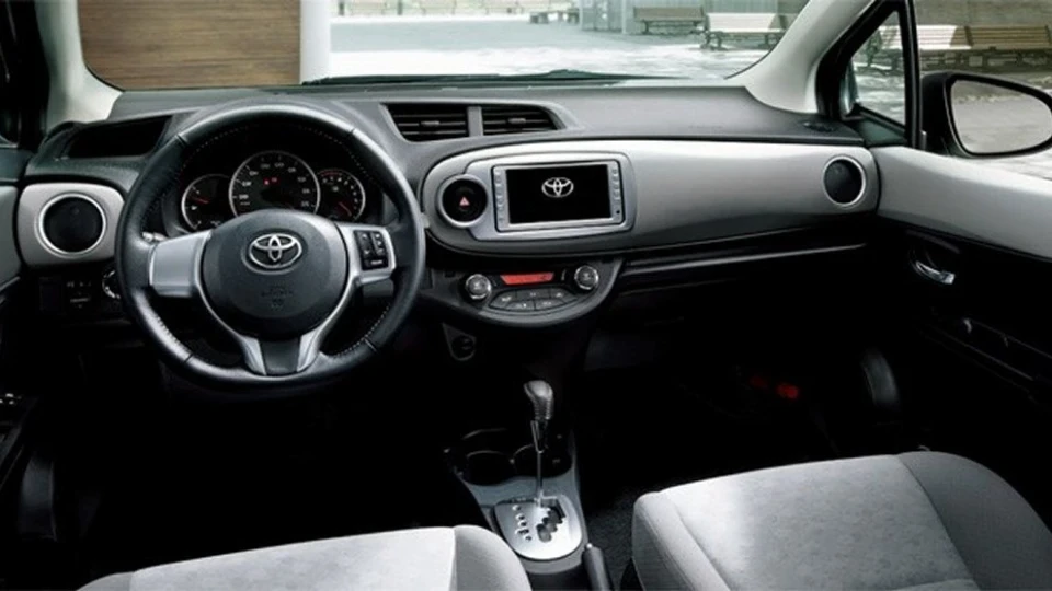 Toyota Yaris 1.3 VVTI 100 к.с. Іриска 3