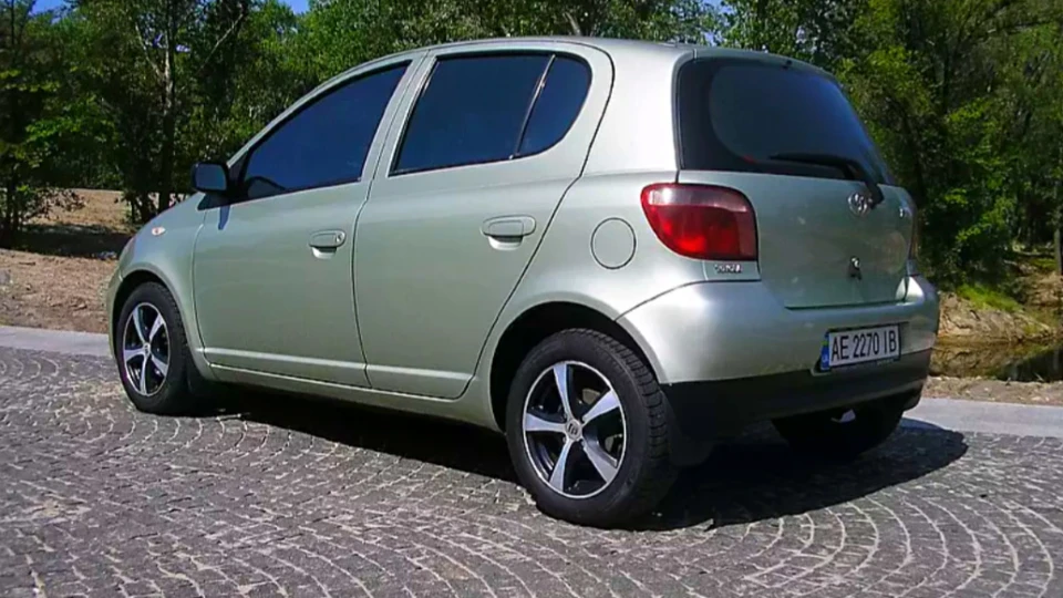 Toyota Yaris Божевільний Ярик 😎💣