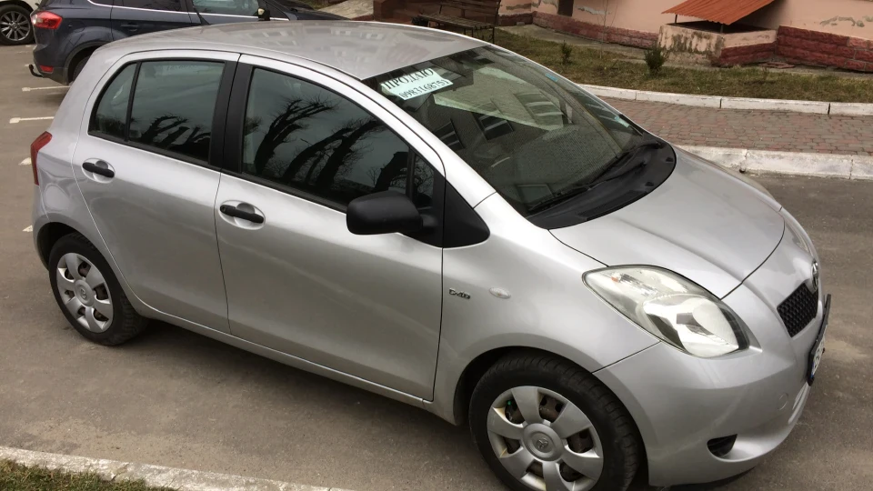 Toyota Yaris D-4D 1,4 турбодизель 2