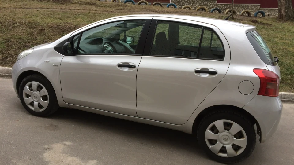 Toyota Yaris D-4D 1,4 турбодизель 3