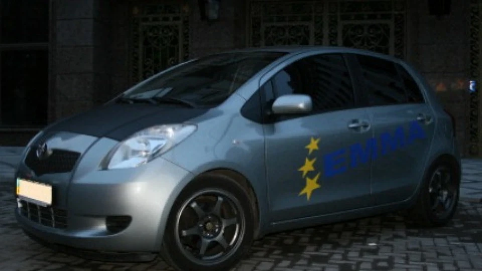 Yaris Яресиська Toyota 3