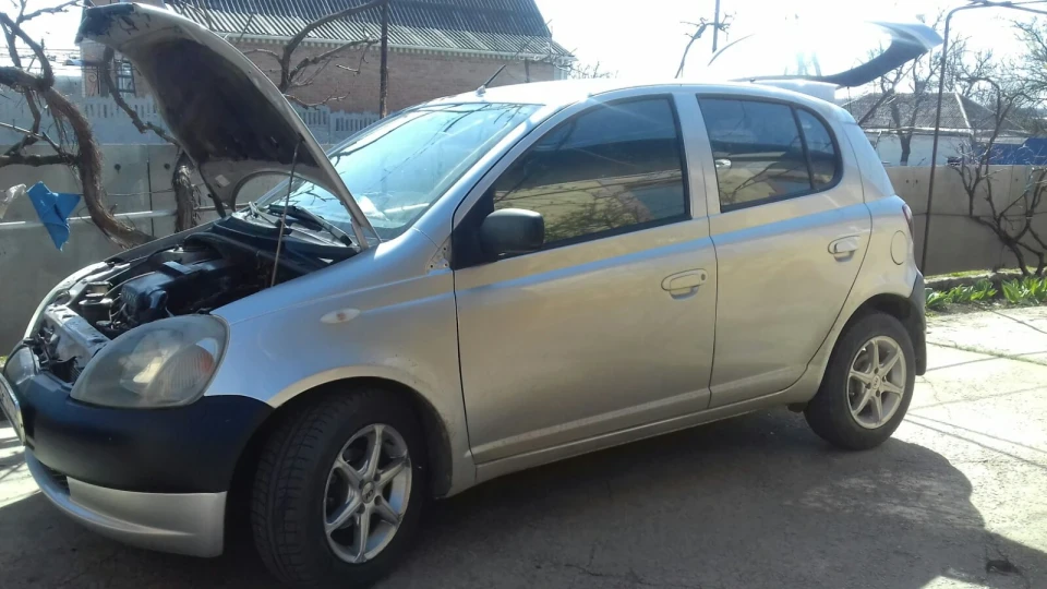 Toyota Yaris Ярик