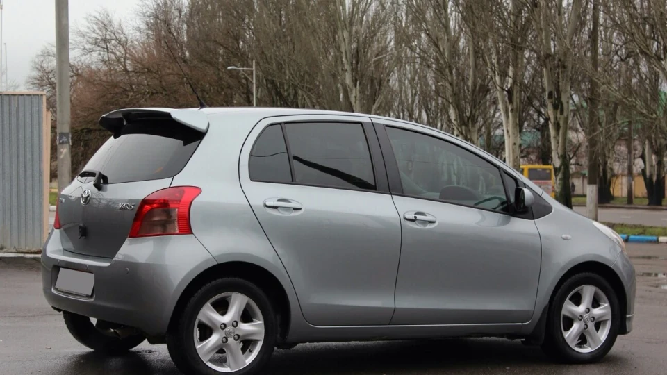 Toyota Yaris NONAME 5