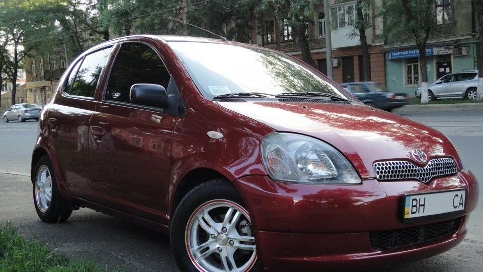 Toyota Yaris ПРОСТО SUPER