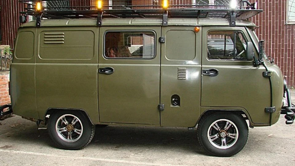 УАЗ 452 Forester 4