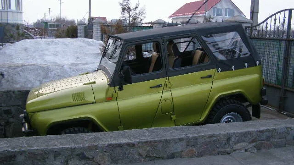 УАЗ 469 2.4 2