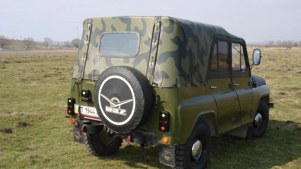 УАЗ 469 Б 2.4-БОБІК 3