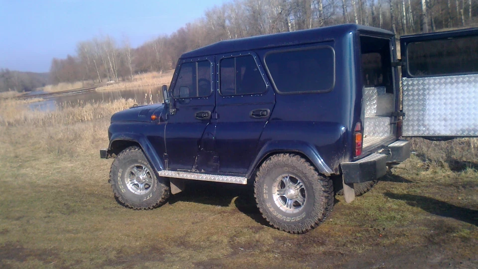 УАЗ 469 Синій Металік 2